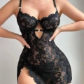 HERŞEYTREND  Siyah Full Dantel İşlemeli İnce Askılı Yırtmaçlı Likralı Fantezi Gecelik