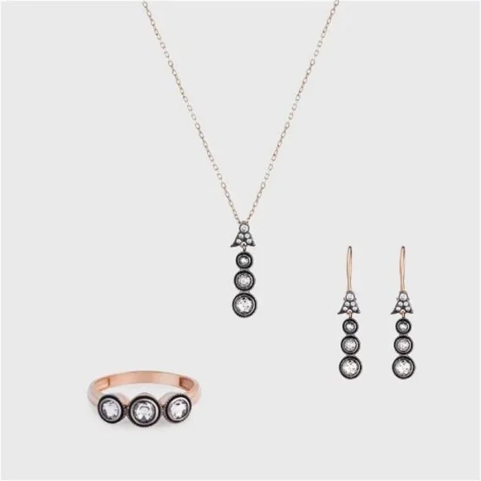 Elmas Görünümlü 14 Ayar Set