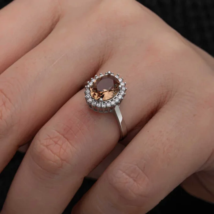 Gümüş Oval Zultanit Taşlı Kadın Yüzük