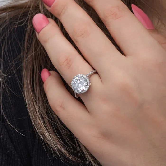 Gümüş Yuvarlak Montür Tek Taş Kadın Yüzük