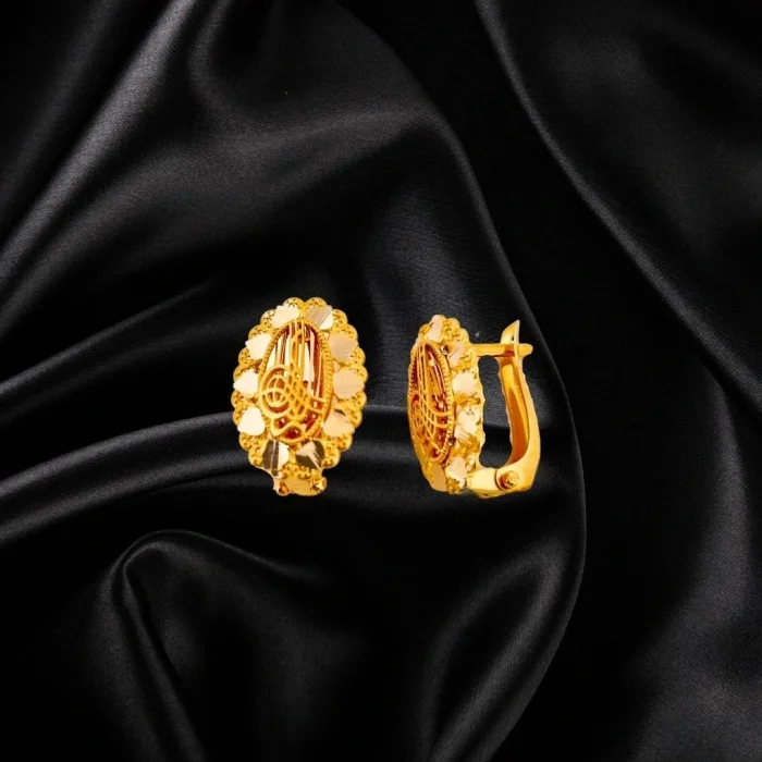 TUĞRALI KLİPSLİ KÜPE