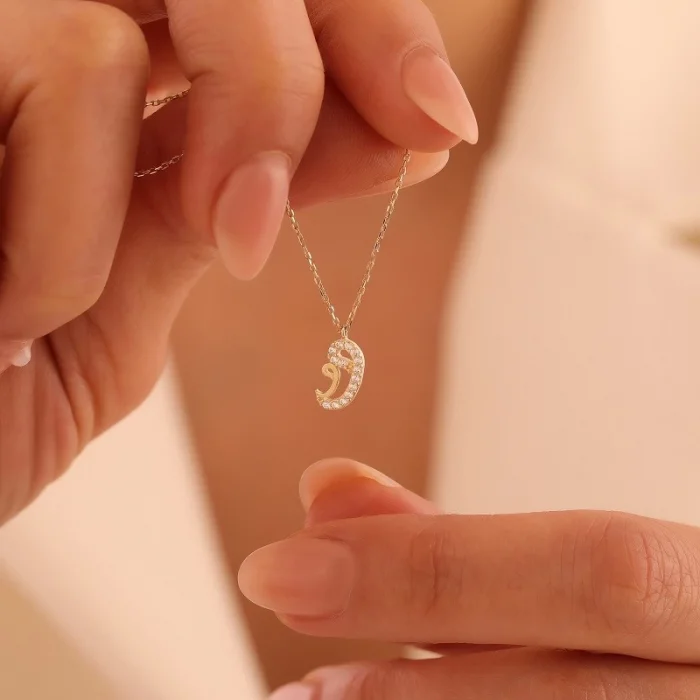 Vav 14 Ayar Altın Kolye