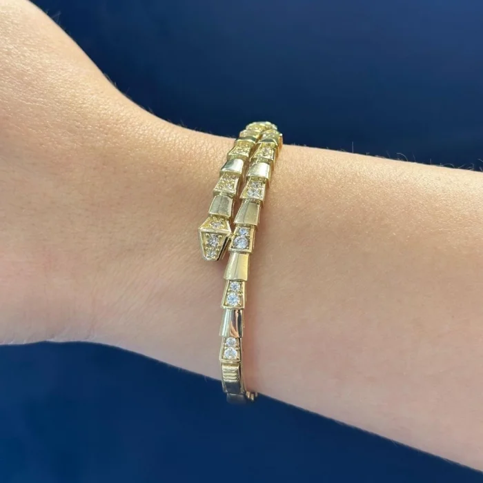 Yılan Figürlü Taşlı 14 Ayar Altın Kelepçe