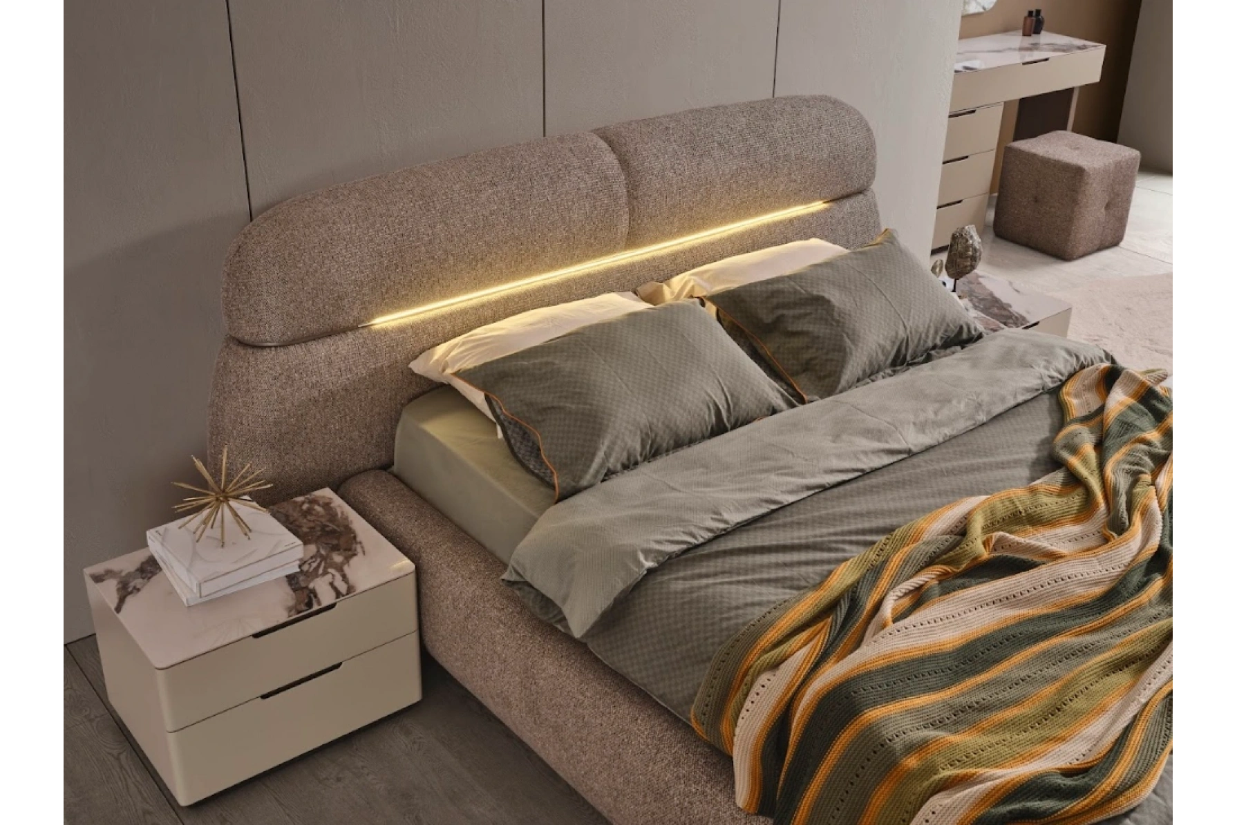 LOTUS BROWN YATAK ODASI