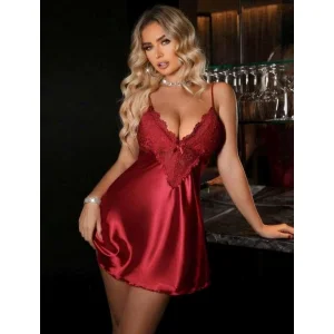Kırmızı Dantel Detaylı İnce Askılı Saten Mini Gecelik
