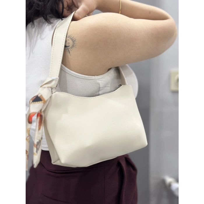 Riwan krem cilt çanta