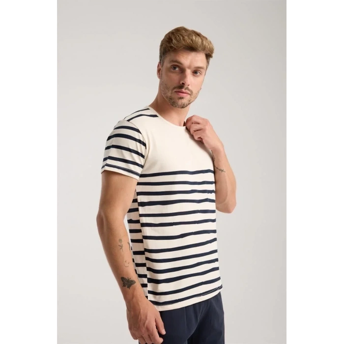 Moda Erkek Krem Sıfır Yaka Kısa Kol Şortlu Pijama Takımı