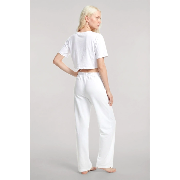 Moda Kadın Beyaz Baskılı Crop T-Shirt Pantolon Takım Rahat Günlük Kombin 2’li Set
