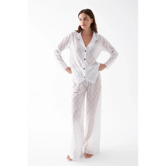 Moda Kadın Beyaz Şeffaf Jakar Düğmeli Pijama Takımı