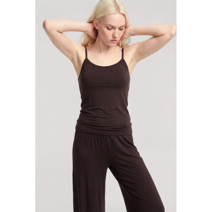 Moda Kadın Kahve İp Askılı Atlet Yumuşak Dokulu Minimal Basic Günlük Üst