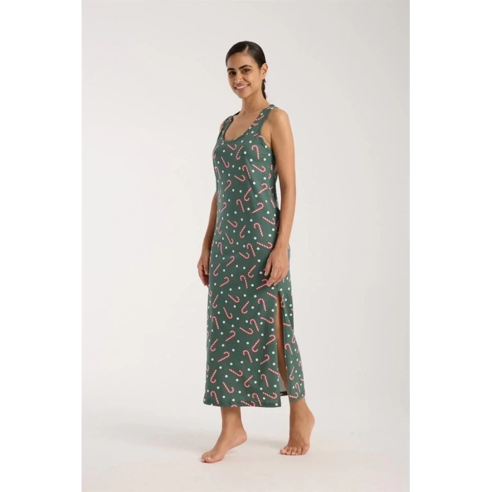 Moda Kadın Kalın Askılı Yırtmaçlı Uzun Yeşil Gecelik