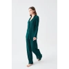 Moda Kadın Zümrüt Yeşili Önden Düğmeli Rahat Kesim Pijama Takımı