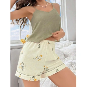 Kadın Ekru Çiçek Baskılı Şortlu Gecelik Pijama Takımı 5099