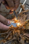 Magnezyum Ateş Başlatıcı Düdüklü Hayatta Kalma Ürünü – Magnezyum Çubuk,Kıvılcım Çubuğu, Su Geçirmez Metal Düdük Hediyeli