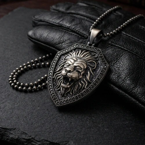 Special Surface Finish Lion Epaulette Necklace with Marcasite Stone