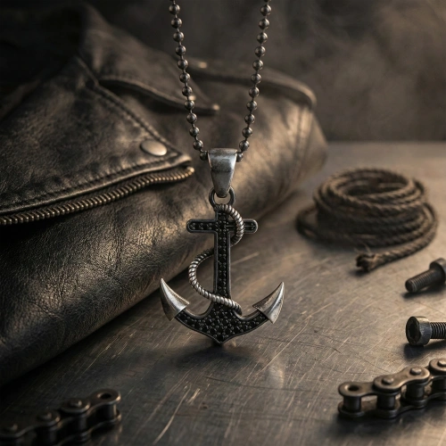 Markazit Taşlı Özel Yüzey Kaplama Halatlı Minimal Çapa Kolye