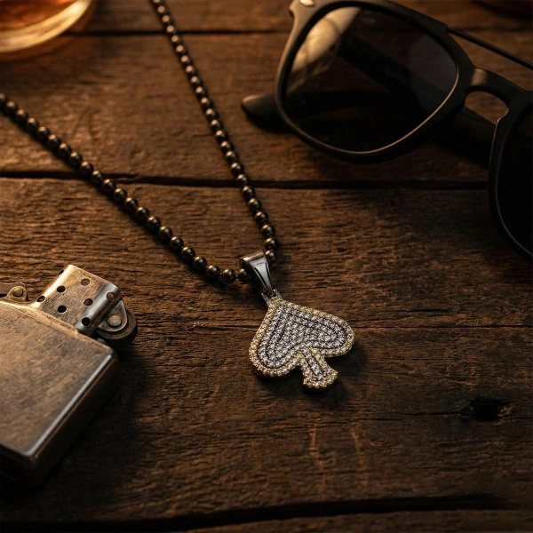 Zweifarbige Herzschloss-Halskette mit spezieller Oberfläche und Markasit-Stein