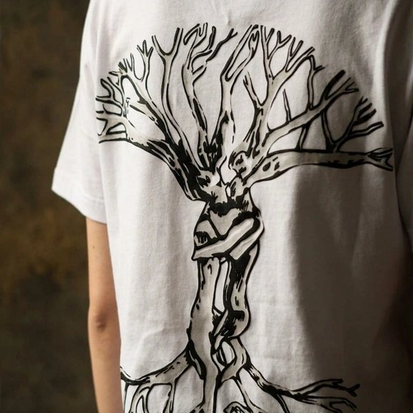 Arkası Aşk Çınarı Baskılı V Yaka Bayan Beyaz Uzun Tişört