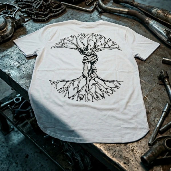 Arkası Aşk Çınarı Baskılı V Yaka Bayan Beyaz Uzun Tişört