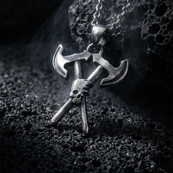 Sarmalı Çift Balta Gümüş Kolye