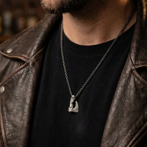 Özel Tasarım Balta Gümüş Kolye