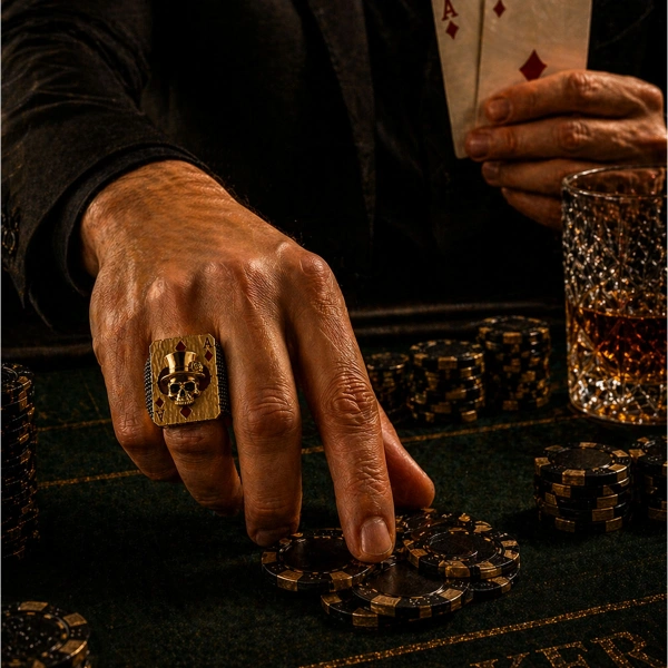 Karo Kralı Gümüş Yüzük