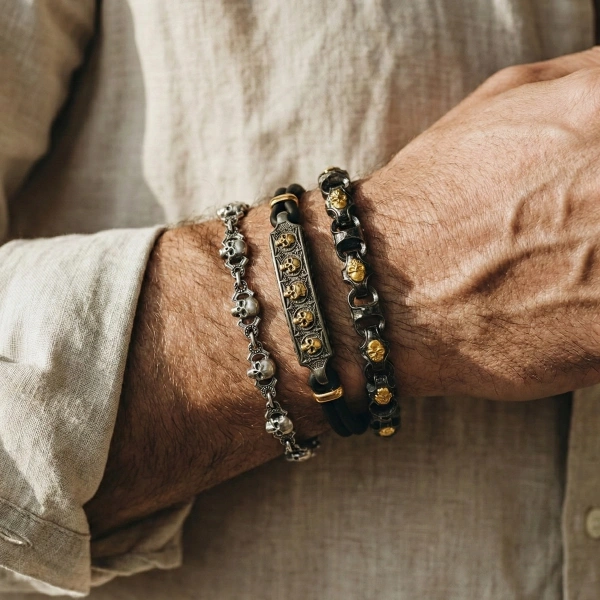 Çift Taraflı Kurukafa Örme Gümüş Bileklik