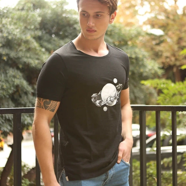 Dolunay Bereket Döngü Baskılı Bisiklet Yaka Erkek Siyah Tişört