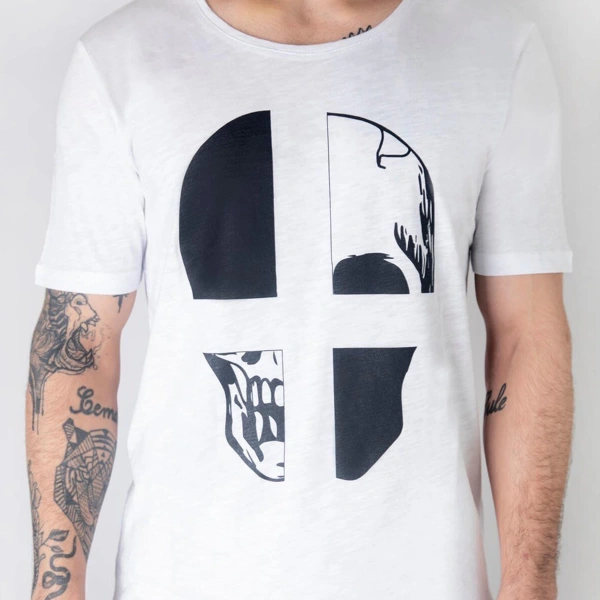 Kurukafa Baskılı Bisiklet Yaka T-Shirt