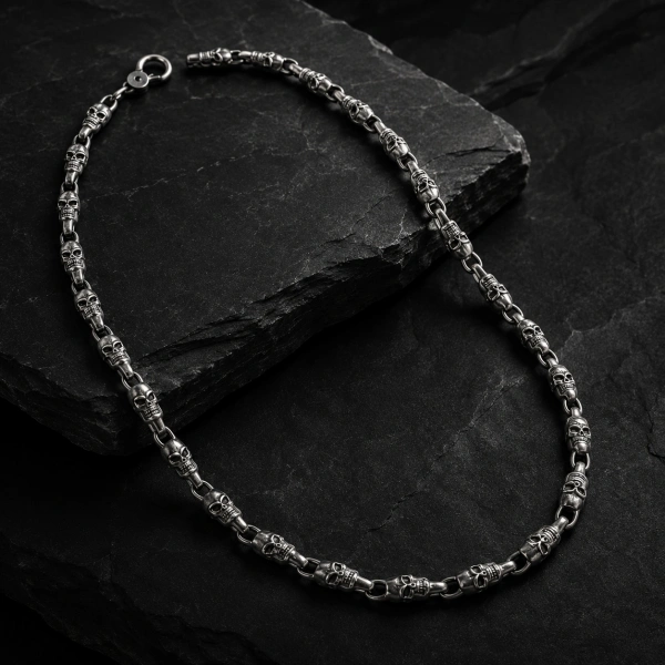 Skull Knitted Silver Necklace