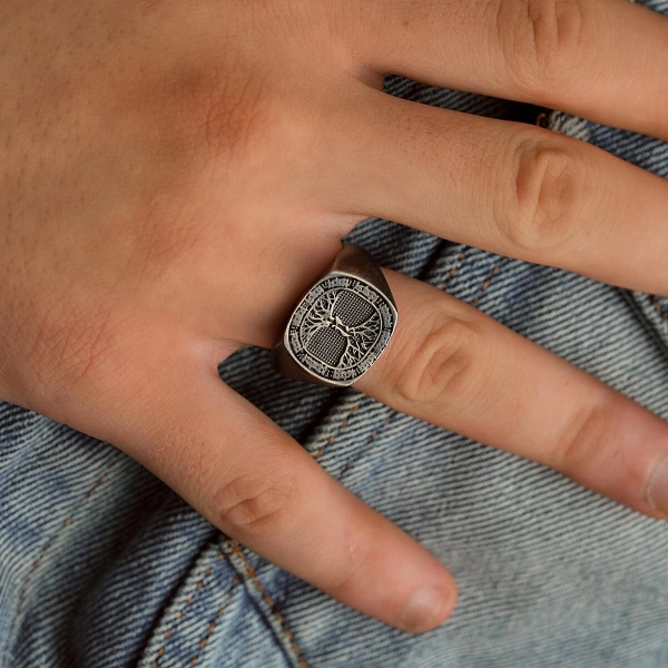 Oksitli Modern Aşk Çınarı Mühür Unisex Gümüş Yüzük