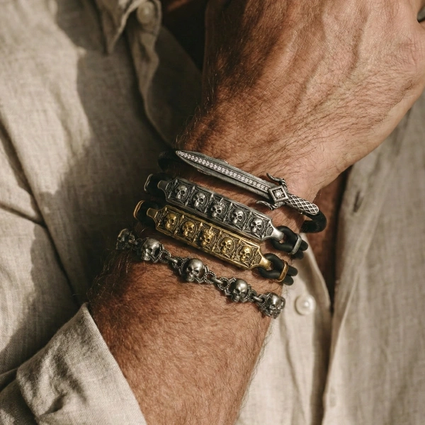 Özel Tasarım Taşlı Kılıç Bileklik