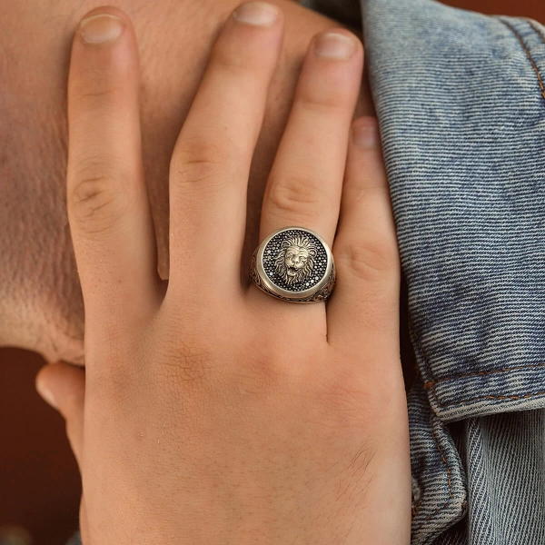 Özel Yüzey Kaplama Aslan Madalyon Gümüş Yüzük