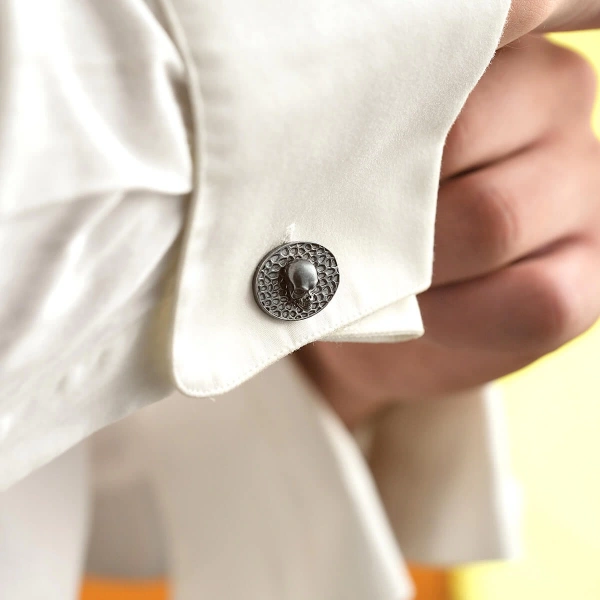 Özel Yüzey Kaplama Aurumskull Kol Düğmesi