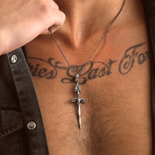 Şövalye Kılıcı Gümüş Kolye