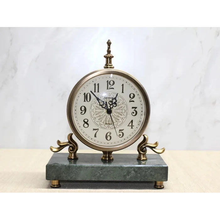 Mermer Tabanlı Masaüstü Saat