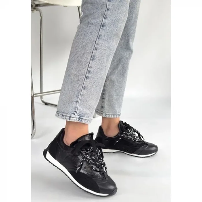 Erbilden Ranu Siyah Cilt Paraşüt Detaylı Bağcıklı Spor Ayakkabı