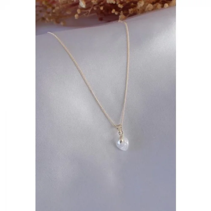 Colezium CLZ943  Gold Renk Beyaz Kristal Kalp Figür Kadın Kolye