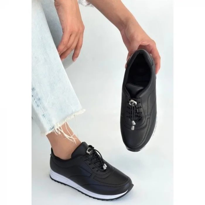 Finna Siyah Cilt Bağcıklı Spor Ayakkabı