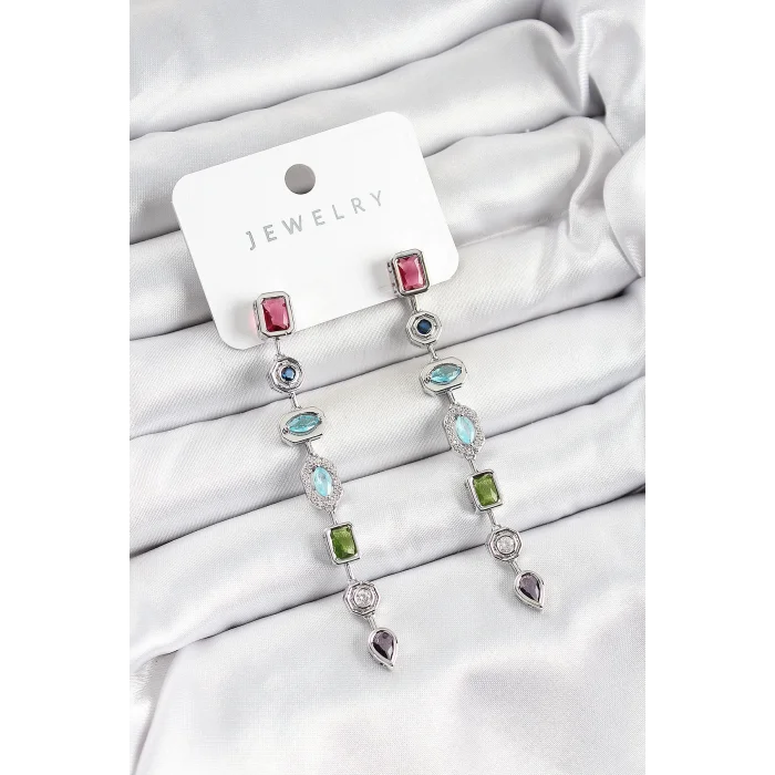 Pirinç Renkli Zirkon Taşlı Sallantılı Model Gümüş Renk Kadın Küpe