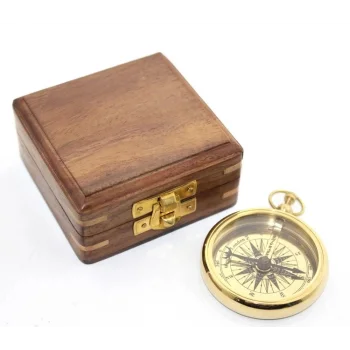 Ahşap Kutulu Pirinç Pusula Model 3