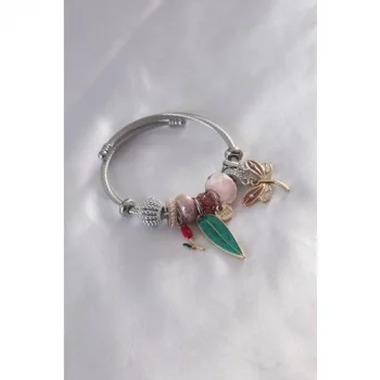 Colezium CLZ943  Çelik Charm Model Kelebek Figür Yaprak Detay Pembe Renk Kadın Bileklik