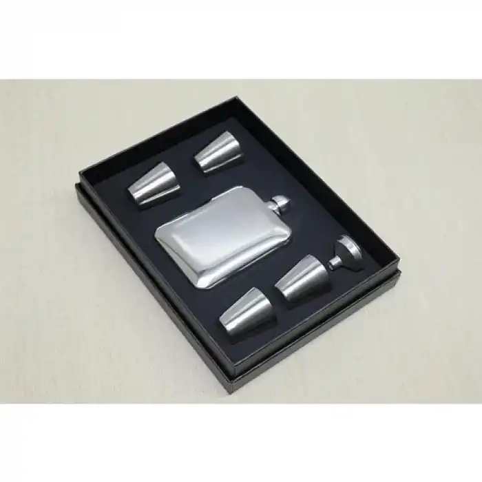 4 Shot Bardaklı Matara Seti ALK3907