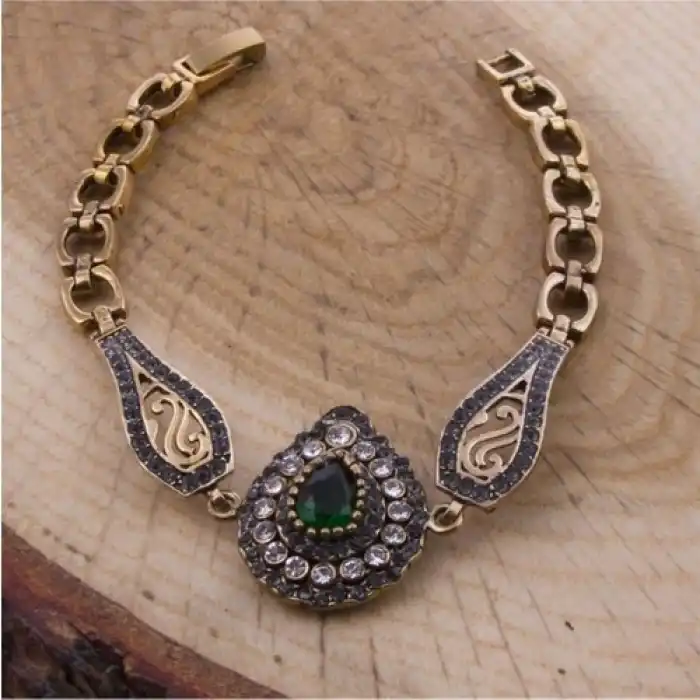 Rennway Taşlı Otantik Bileklik Kategori: Bijuteri Bileklik