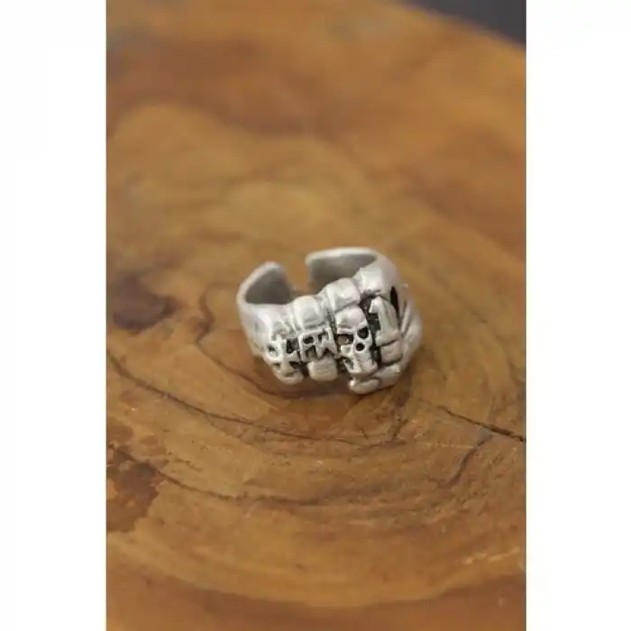 Karce Figürlü Yumruk Model Metal Ayarlanabilir Erkek Yüzük