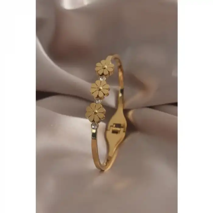 Colezium CLZ741 -  316L Çelik Gold Renk Papatya Figür Zirkon Taşlı Kadın Kelepçe