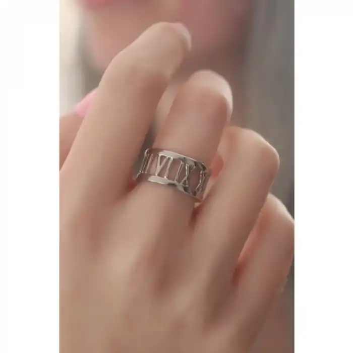Karce Gümüş Renk Roma Rakam Model Kadın Yüzük