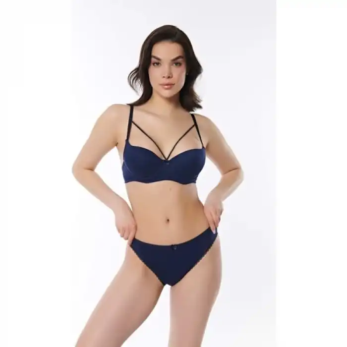 İçimdeki Şıklık Flamlı Boş Kap Çapraz Ip Detaylı Sütyen Takımı