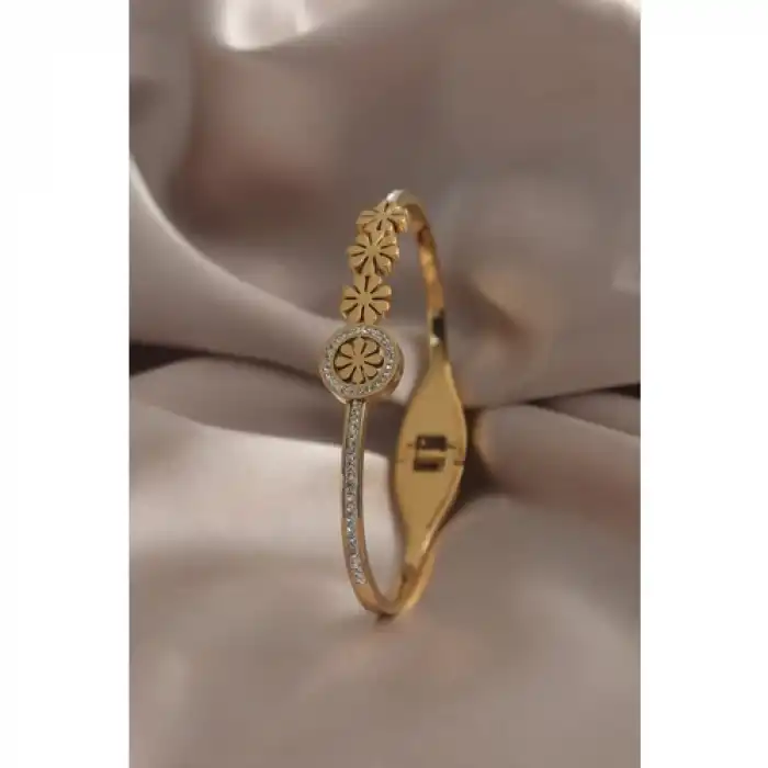 Colezium CLZ741 -  316L Çelik Gold Renk Papatya Model Zirkon Taşlı Kadın Kelepçe