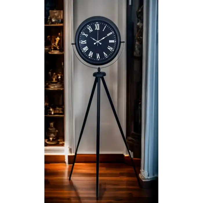 Midnight Black Tripod Ayaklı Saat